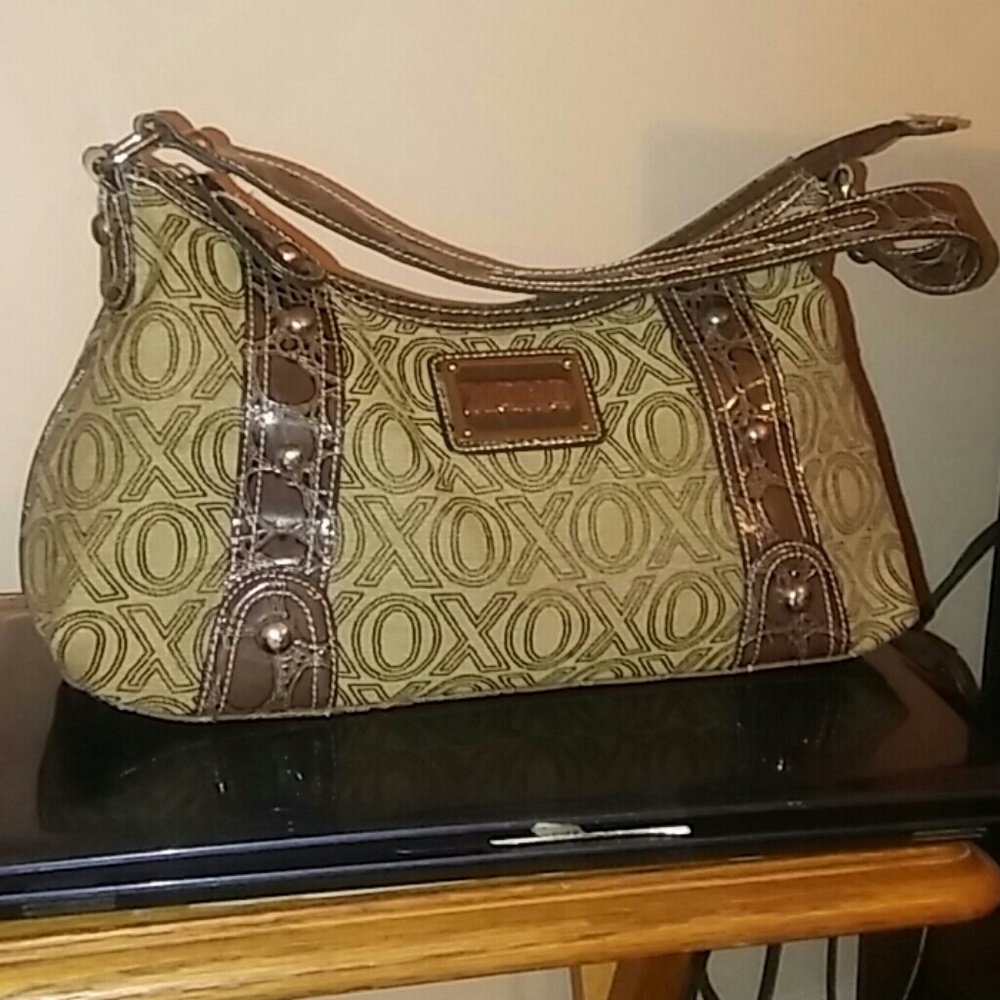 Brown xoxo purse